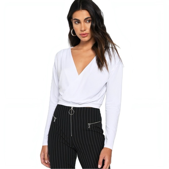 Tobi Plunging Crop Top - Picture 1 of 8